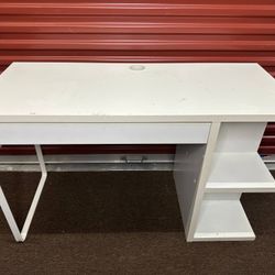 IKEA MICKE WHITE OFFICE DESK FURNITURE HOME PARTICLE BOARD 41 3/8 x 19 5/8 A1