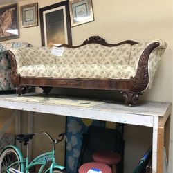Victorian Sofa 