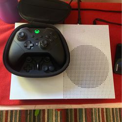 2TB Xbox One S  Bundle & Elite Series 2 Controller 