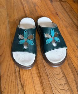 Doc Martens Sandals- Green Slides- Size 8 Women’s