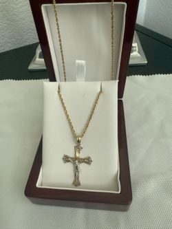 14k gold chain and crucifix