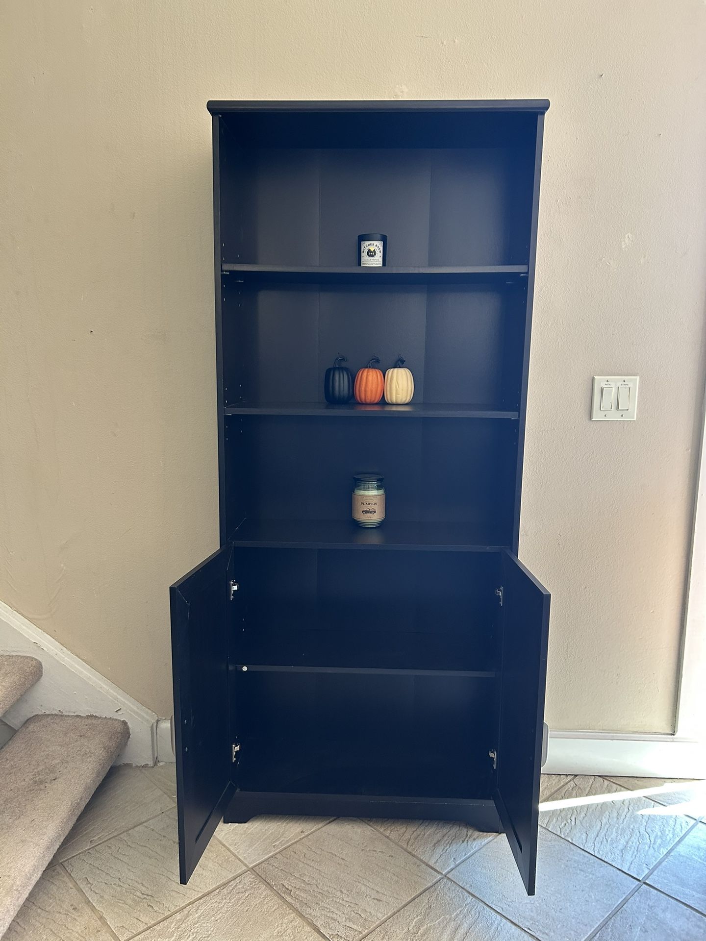 Black 5 Shelf Bookcase - LIKE NEW