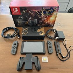Nintendo Switch Monster Hunter Rise edition. 