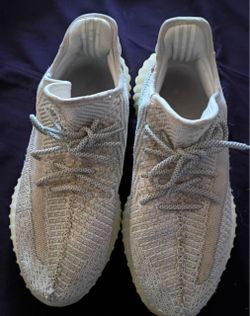 Adidas Yeezy Boost 350 V2 Sneakers