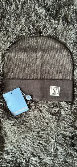 2 lv beanies 35 each