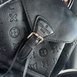 Loui Vuitton Empreinte Montsouris PM Black