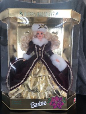Photo 1996 collectible holiday Barbie in diamond condition