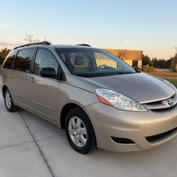 2009 Toyota Sienna