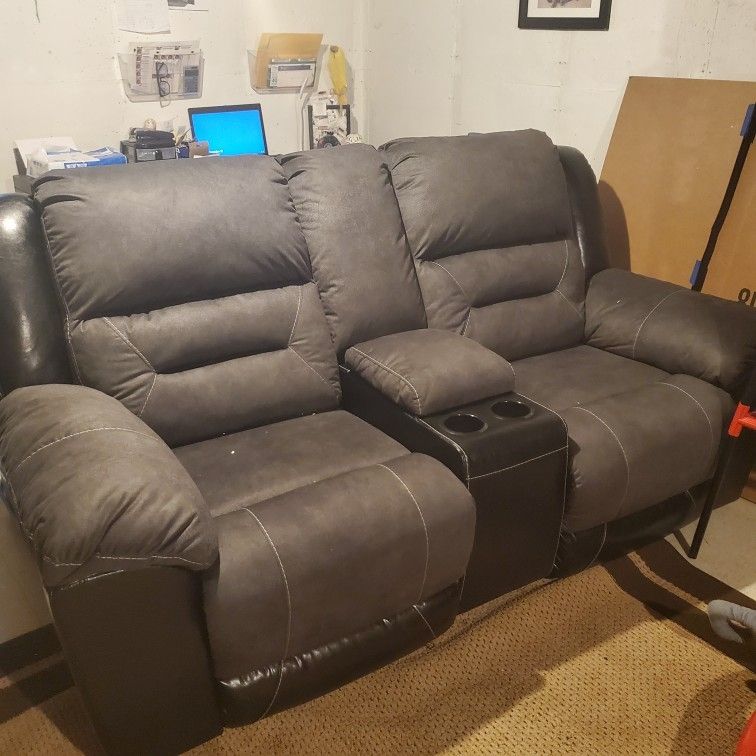 Is reclining loveseat and chair