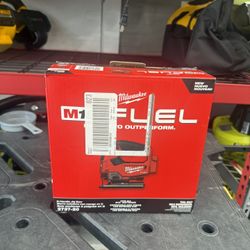 Milwaukee M18 FUEL 18V Lithium-Ion Brushless Cordless Jig Saw (Tool-Only)