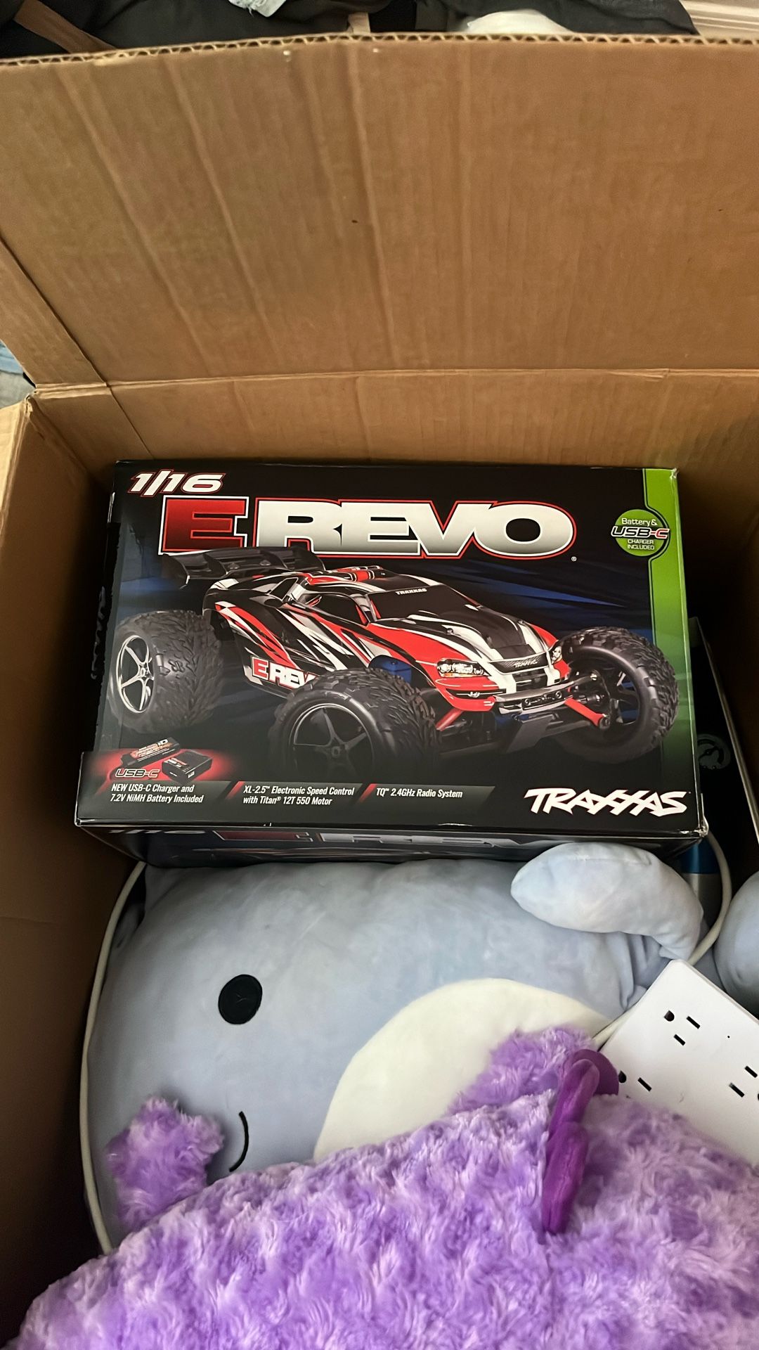 TRAXXAS E-revo 1/16 (like New)