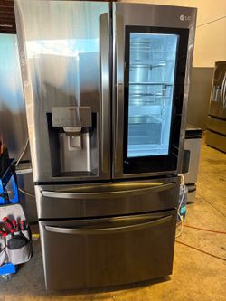 LG Refrigerator Instaview door in door french door with craft ice