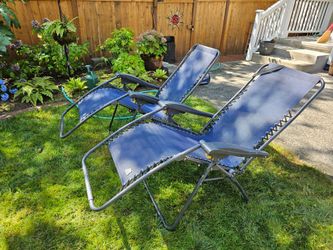GCI Zero Gravity Lounge chairs