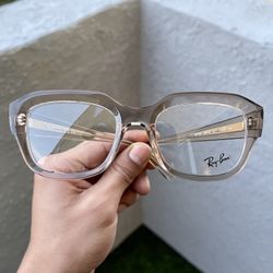 KATE SPADE SUNGLASSES for Sale in Los Angeles, CA - OfferUp