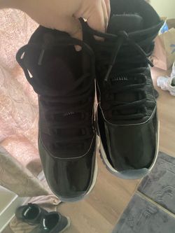 Space jam Jordan’s size 10.5