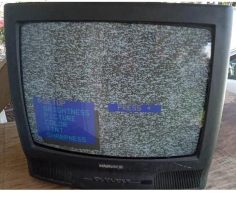 Magnavox 19” PR1914-C122