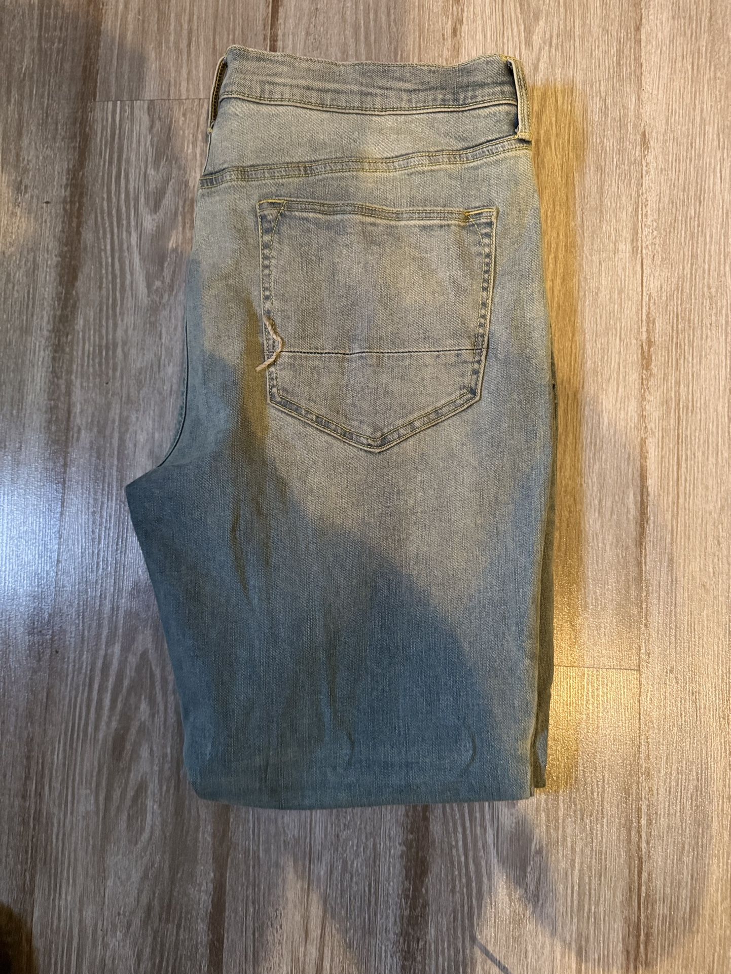 Light Wash Jeans Baggy