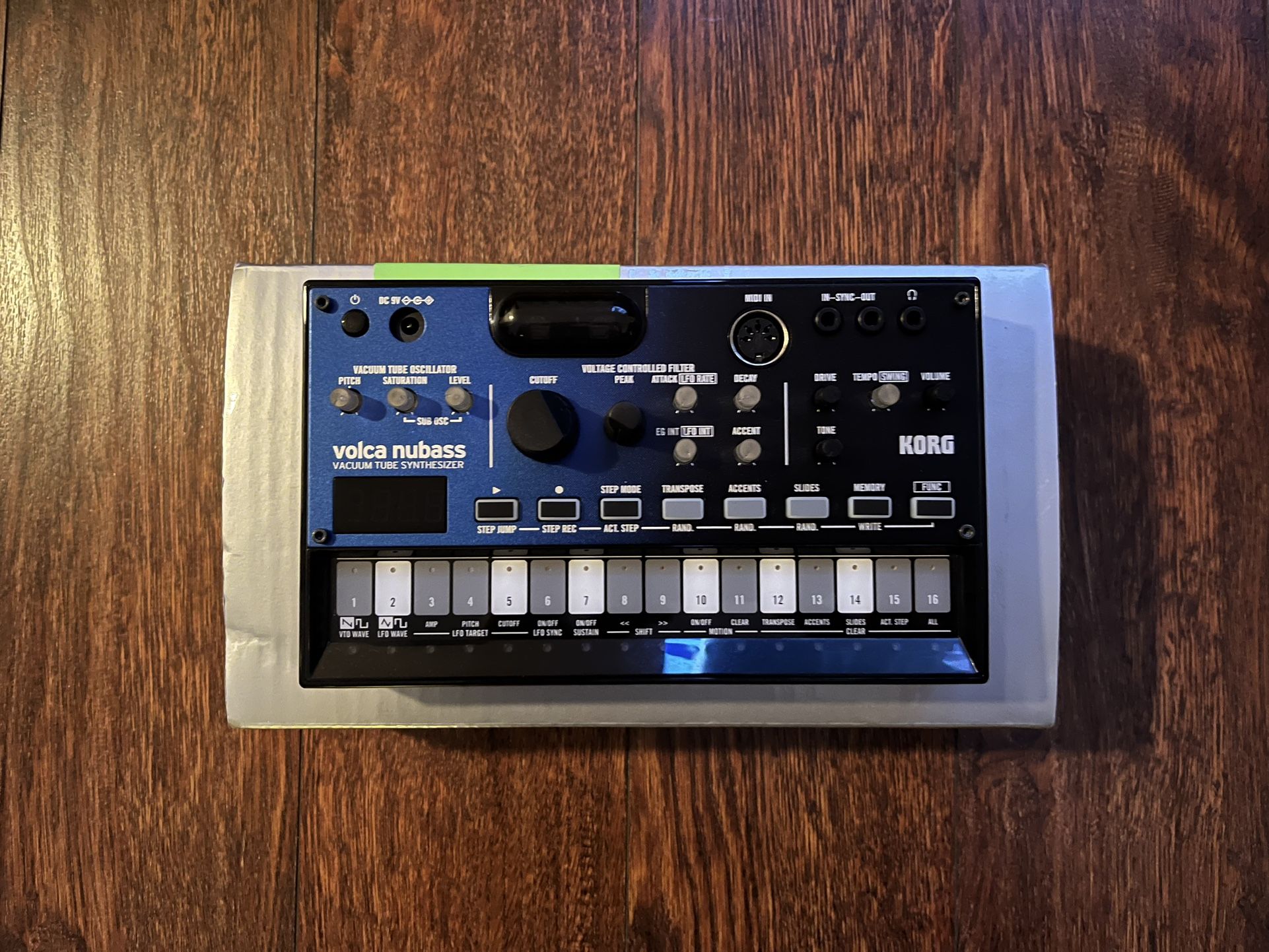 Korg Volca Nubass Synthesizer