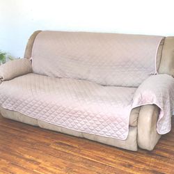 3 Seat Sofa With 2 Recliners