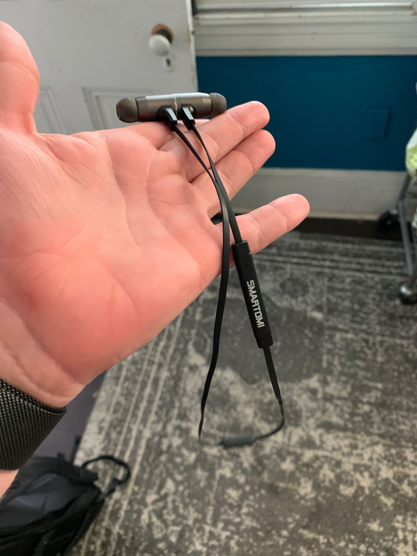 Bluetooth earbuds for working out