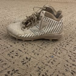 Girls cleats