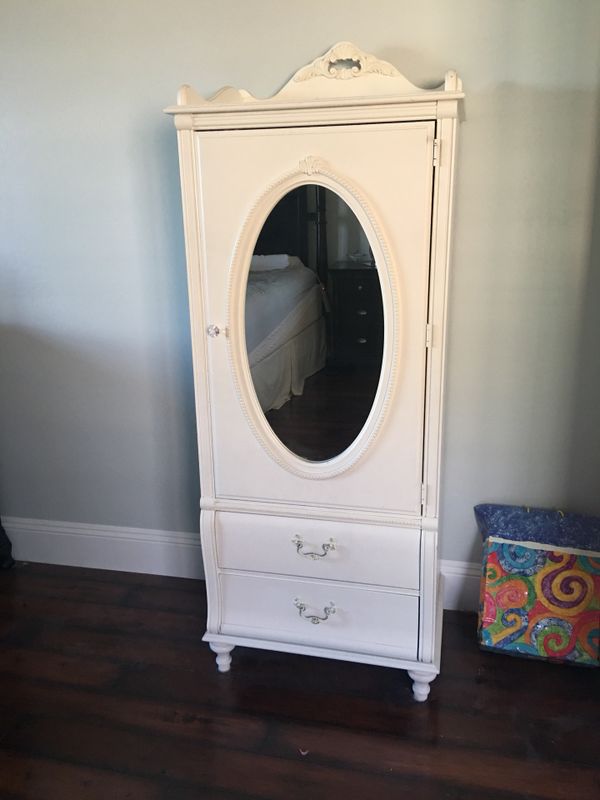 Beautiful White Stanley Armoire Dresser For In Florence Az Beautiful White Stanley Armoire Dresser For In Florence Az Offerup