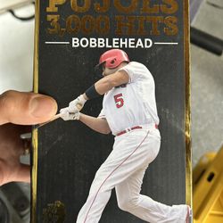Albert Pujols Bobblehead 3,000 Hits, $25