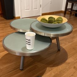 Coffee Table With Adjust Wings 