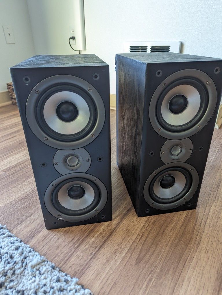 Polk Audio Monitor 40 Series II Bookshelf Speaker (Black, Pair) - Big Sound, High Performance | Perfect for Small or Medium Size Rooms