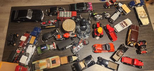 Die cast cars