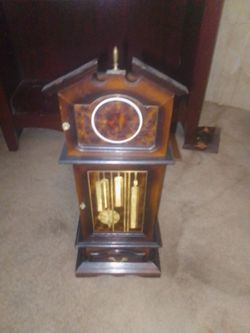 Jewelry box