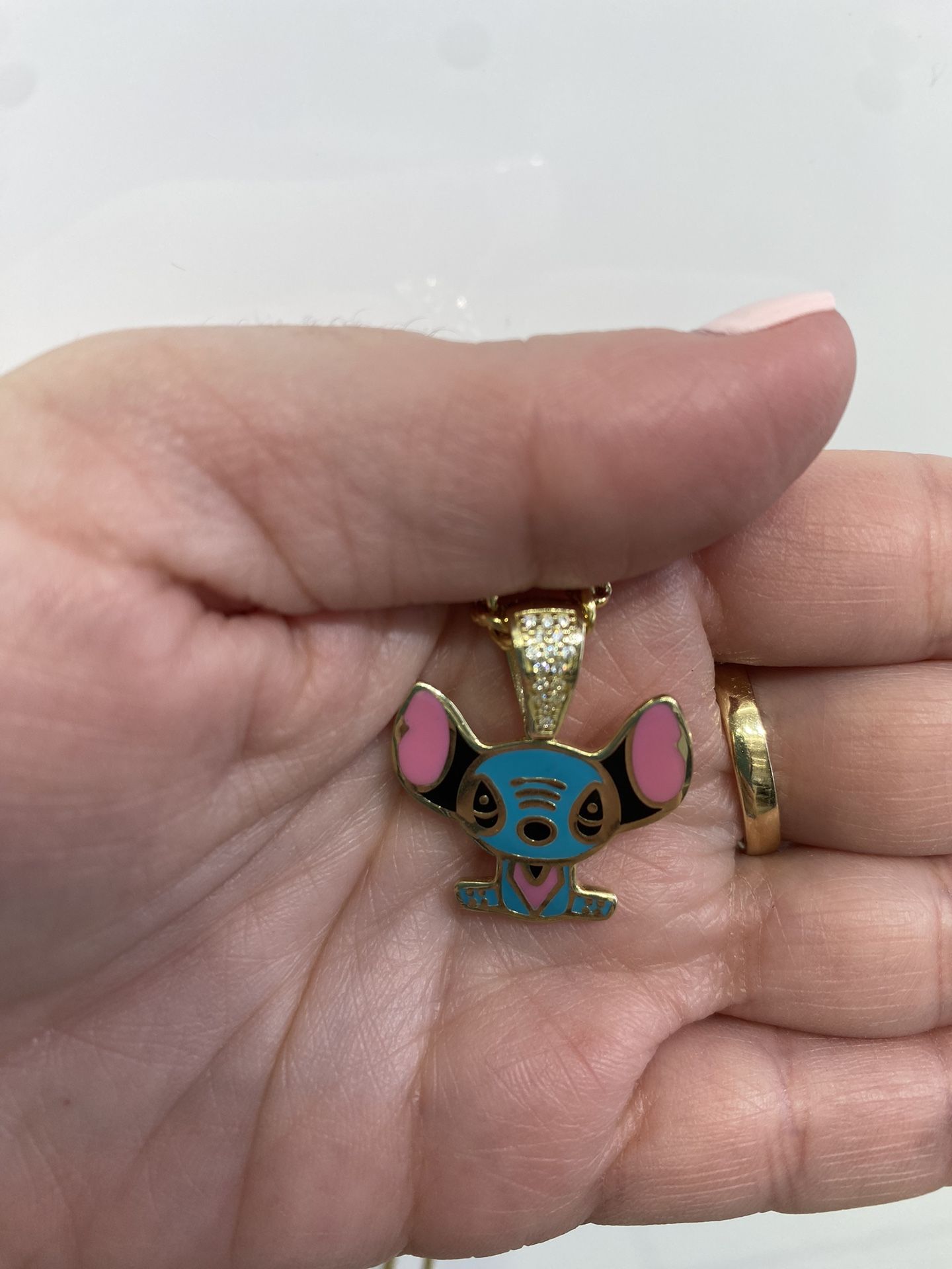 10k STICH CHARM