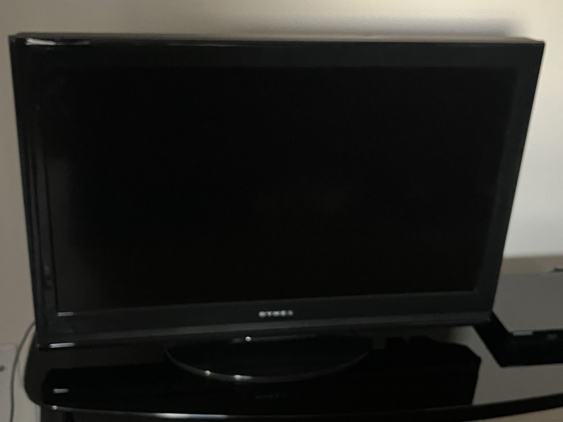Dynex 32 Inch TV