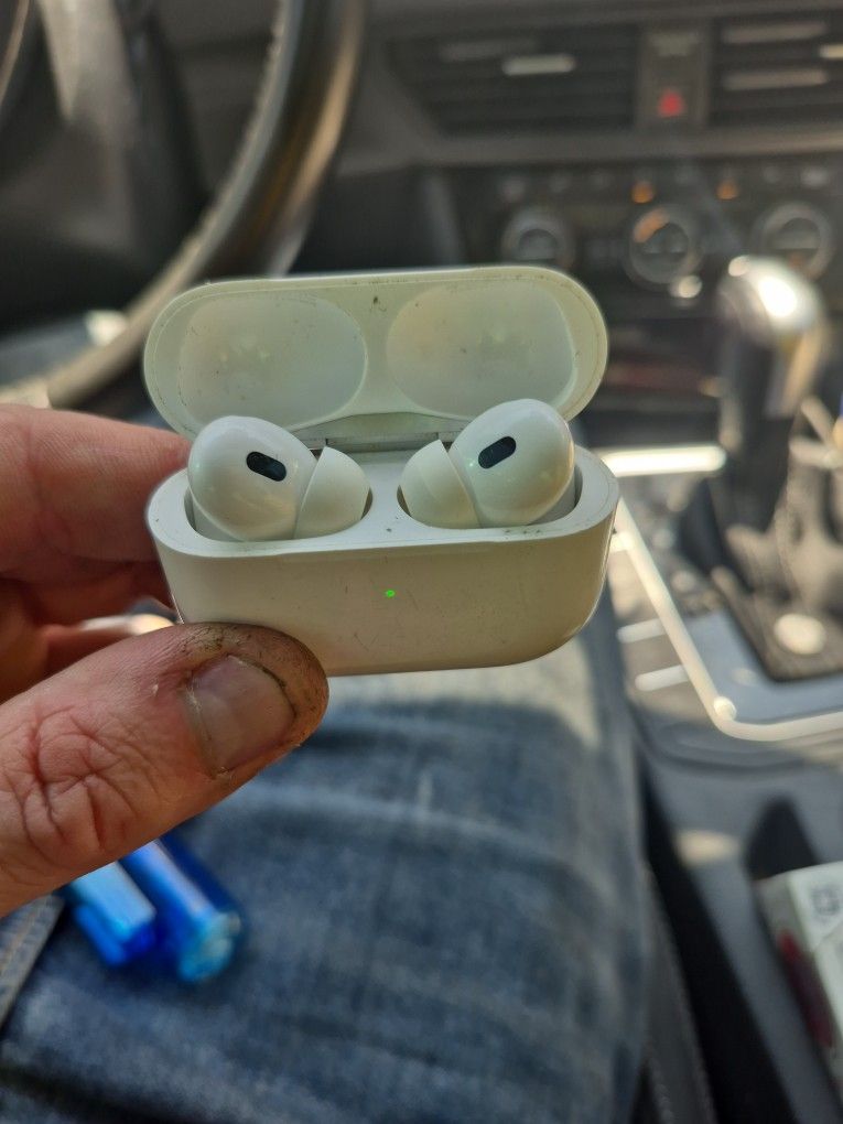 3rd Gen Apple airpods