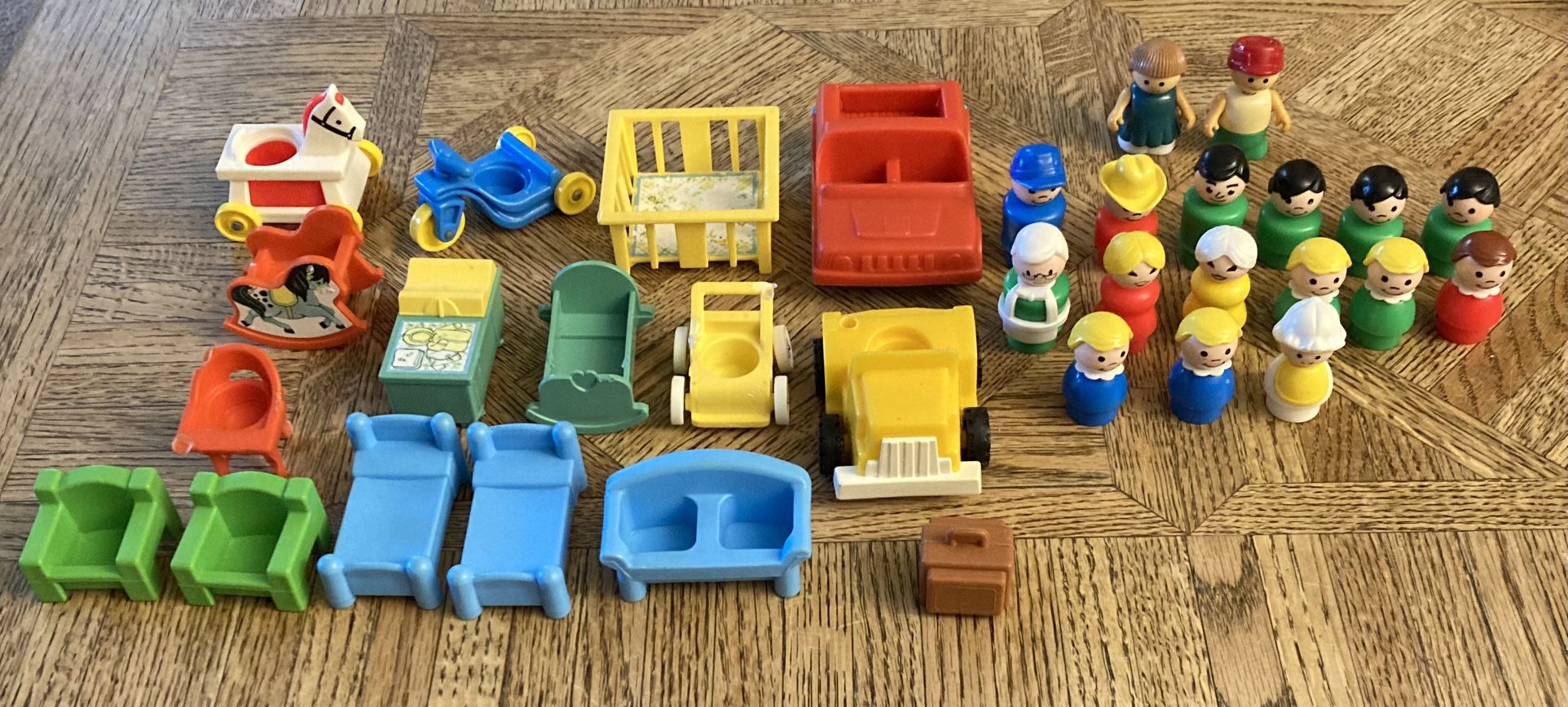 Vintage Fisher Price Little People/Furniture/Cars - 29 Pieces 