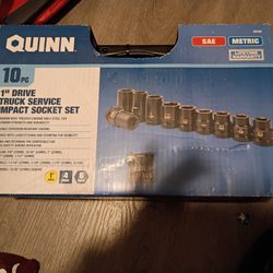 Quinn 1" Drive SAE and Metric Truck Service Impact Socket Set