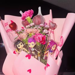 Kpop Dolls Bouquet 