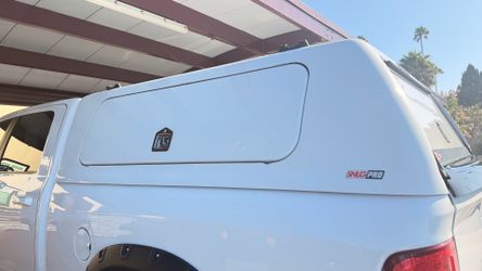 Camper shells 6.4 for 2500 Ram