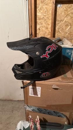 Troy Lee Helmet