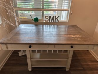 Ashley Dining table set (4 chairs + bench)