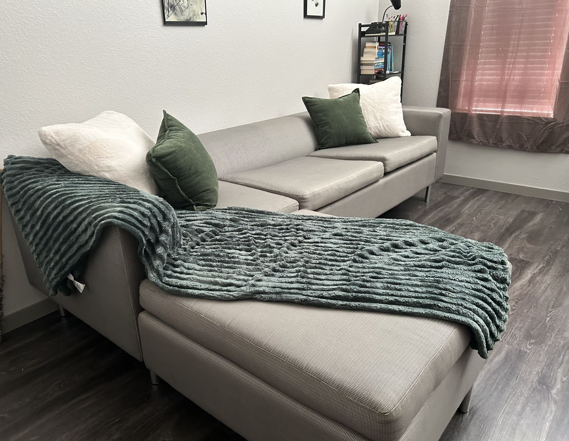 Modern Couch W/Ottoman