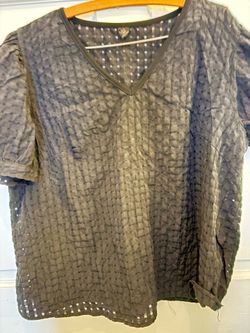 Women’s Tops