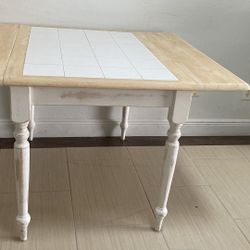 Beautiful Kitchen Table.