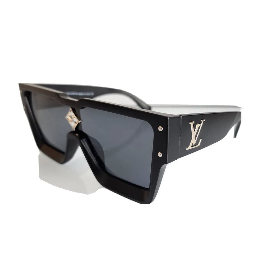 Louis Vuitton Cyclone Sunglasses for Sale in Alta Loma, CA - OfferUp