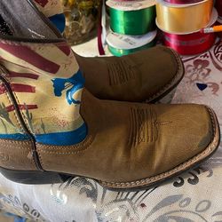 Botas