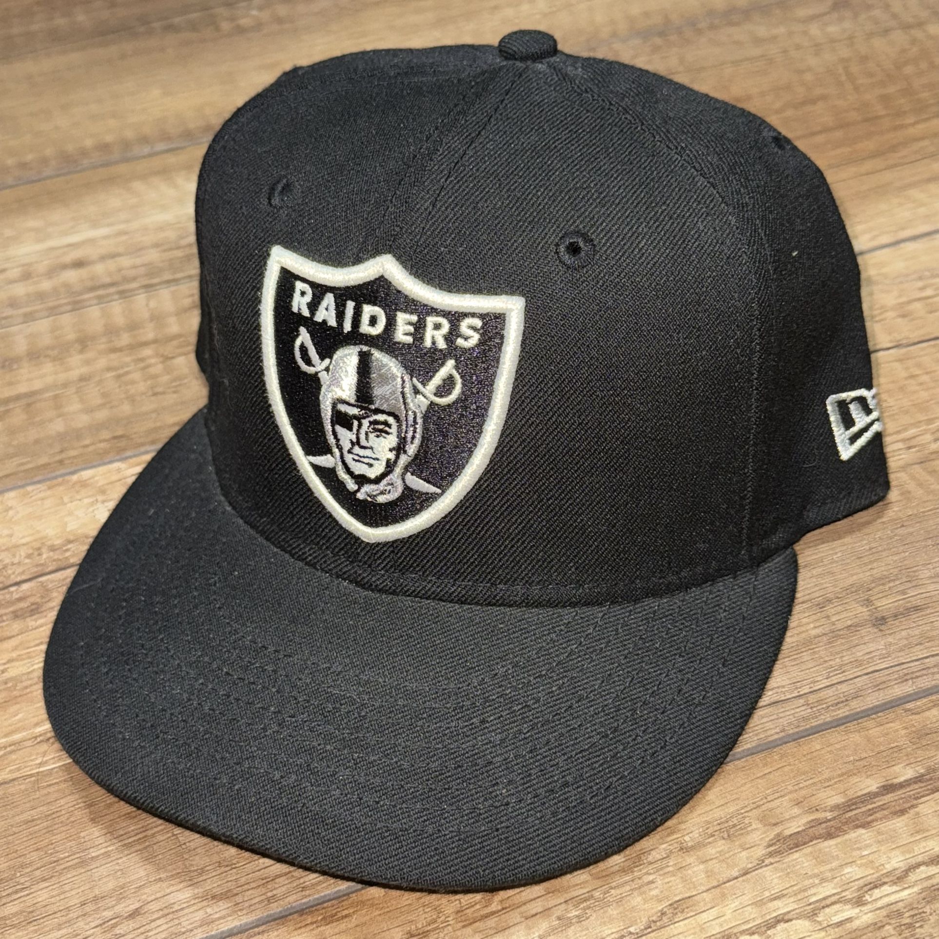 Oakland Raiders NFL New Era 59FIFTY Fitted Hat Wool Throwback Shield Logo 7 1/4