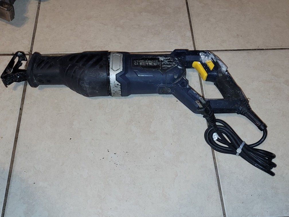 Chicago electric heavy duty reciprocating saw 0-2500 SPM