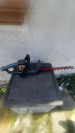 Sears Electric hedge trimmer 20"