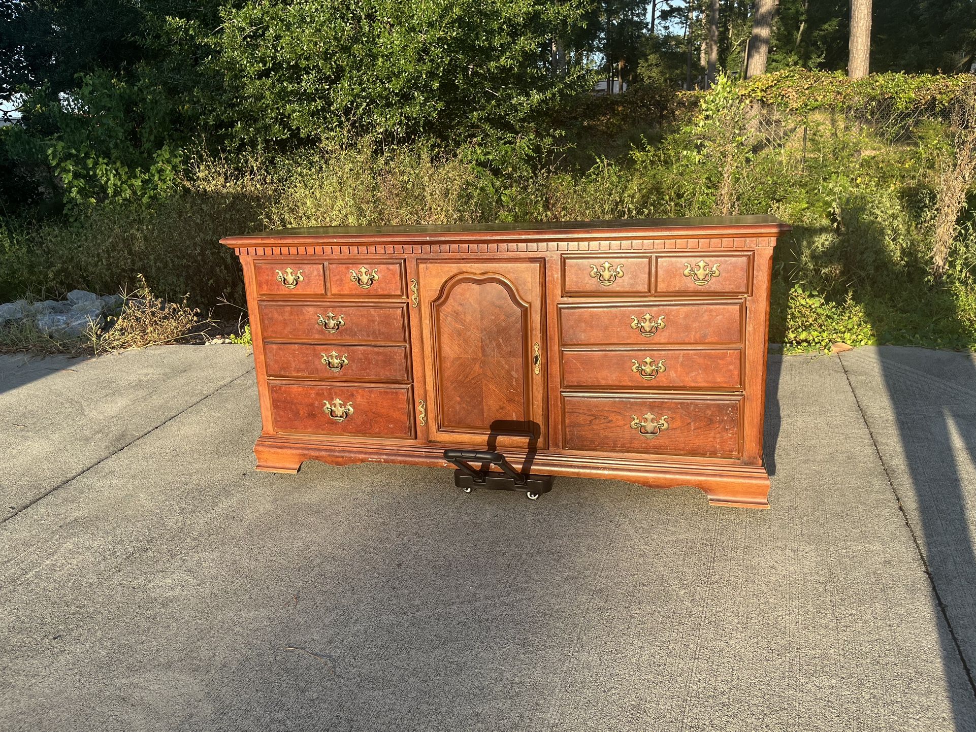 Brown Sideboard Cabinet with Drawers