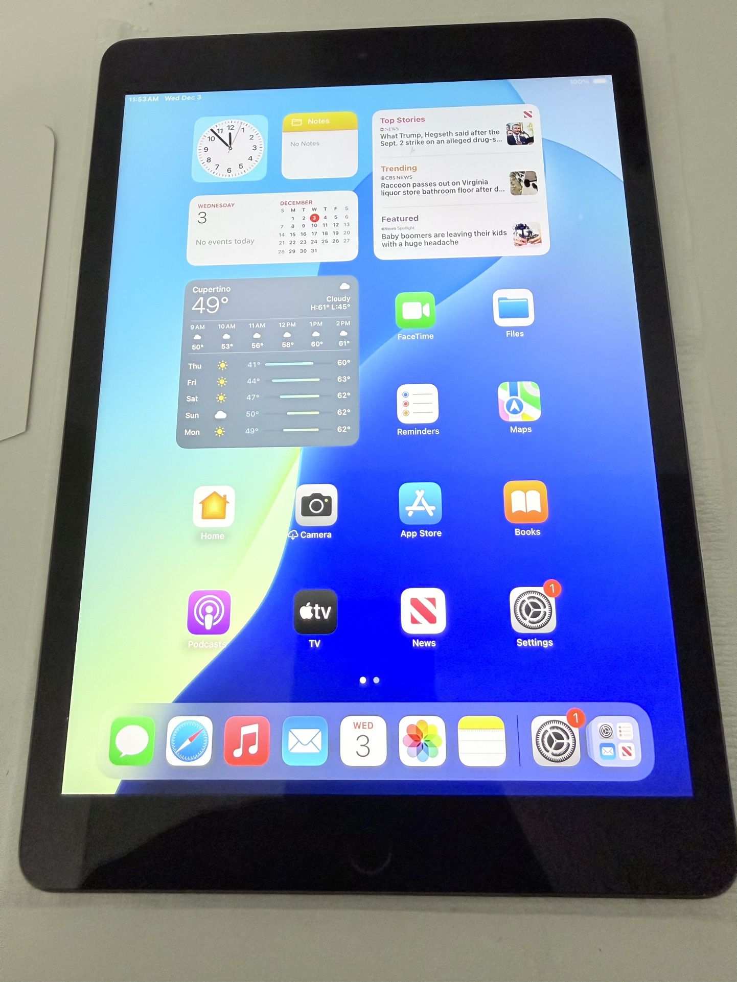 Apple iPad 7th Generation 10.2-Inch Screen & Pencil